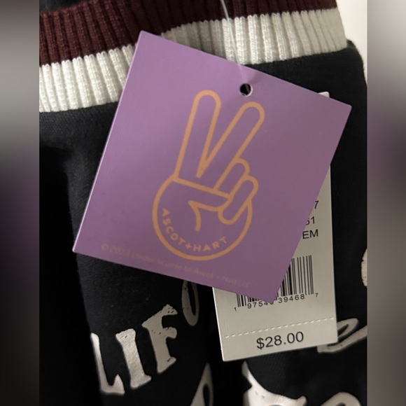 Ascot and hart sweater - Picture 5 of 5